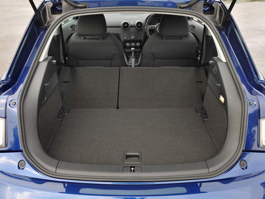 Багажник Audi A1 TFSI (8X) 2010 года  (UK) (фото 3 из 13)